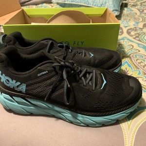 Hoka Clifton 6 size 9.5 women’s